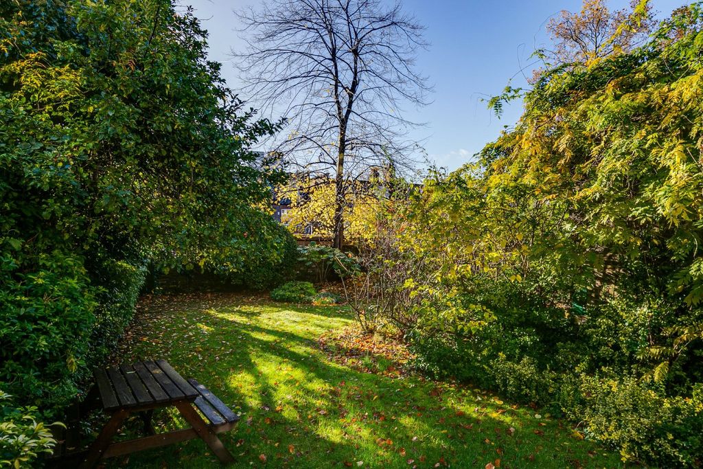Property photo 3 of 12 Picture No. 13