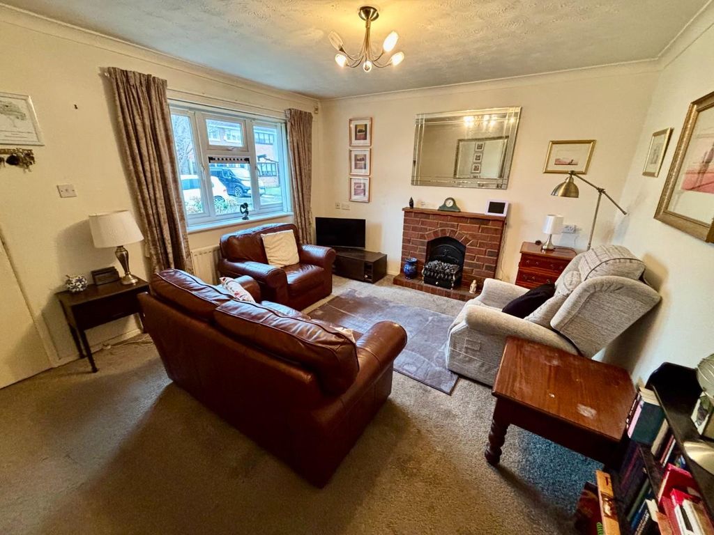 Property photo 2 of 14