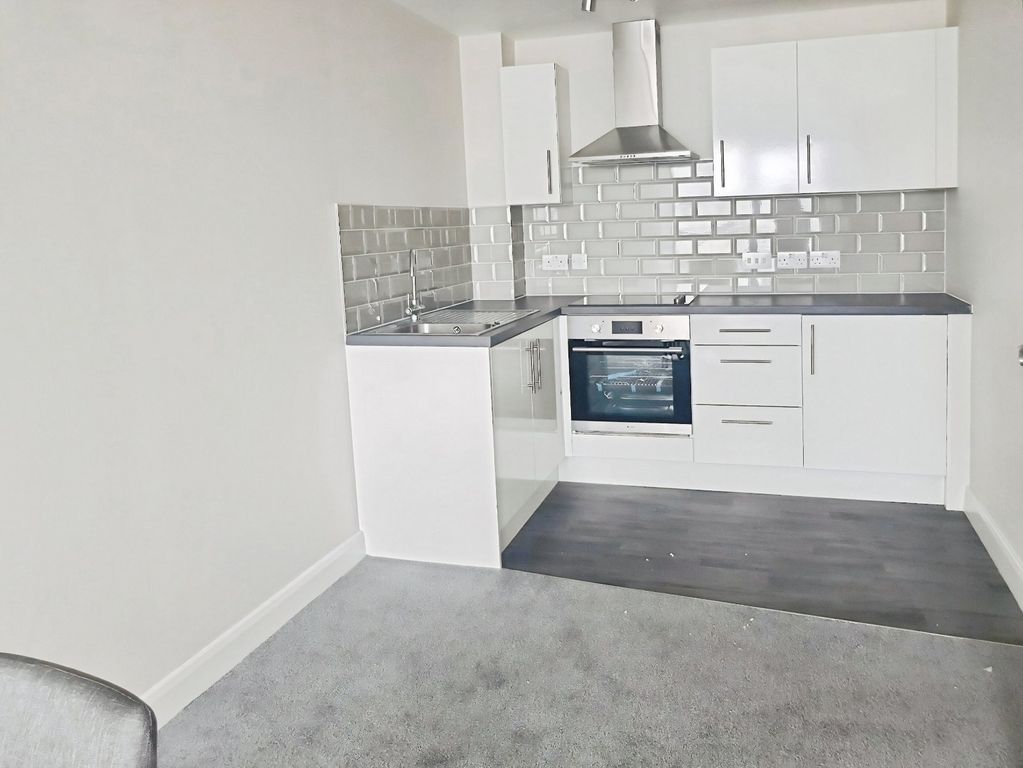 Property photo 3 of 5 Picture No. 11