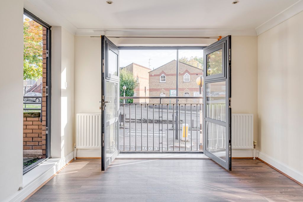 Property photo 2 of 16 Ndb09035_Enfused