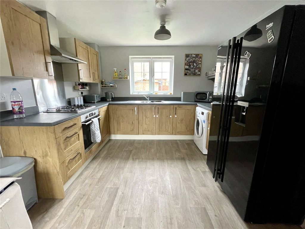 Property photo 3 of 9 Picture No. 06