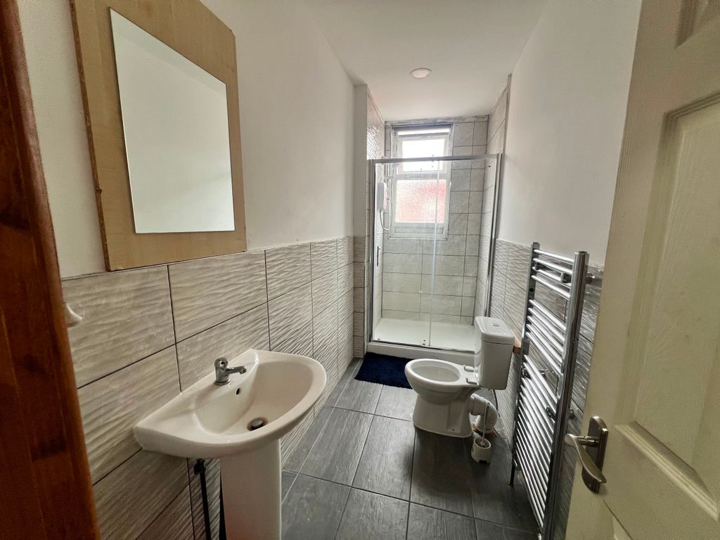 Property photo 2 of 2