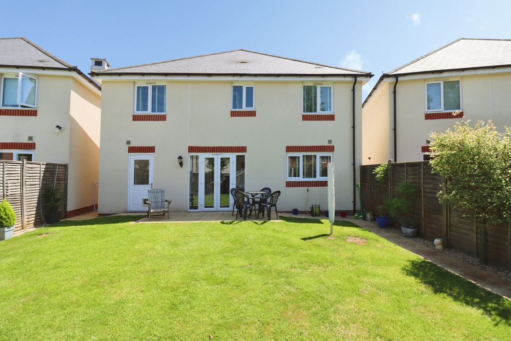 Property photo 2 of 18 Pbox-Img.Jpg