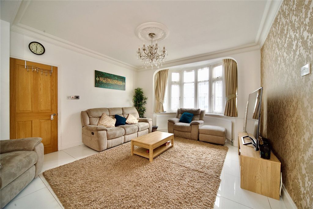 Property photo 3 of 25 Picture No. 23