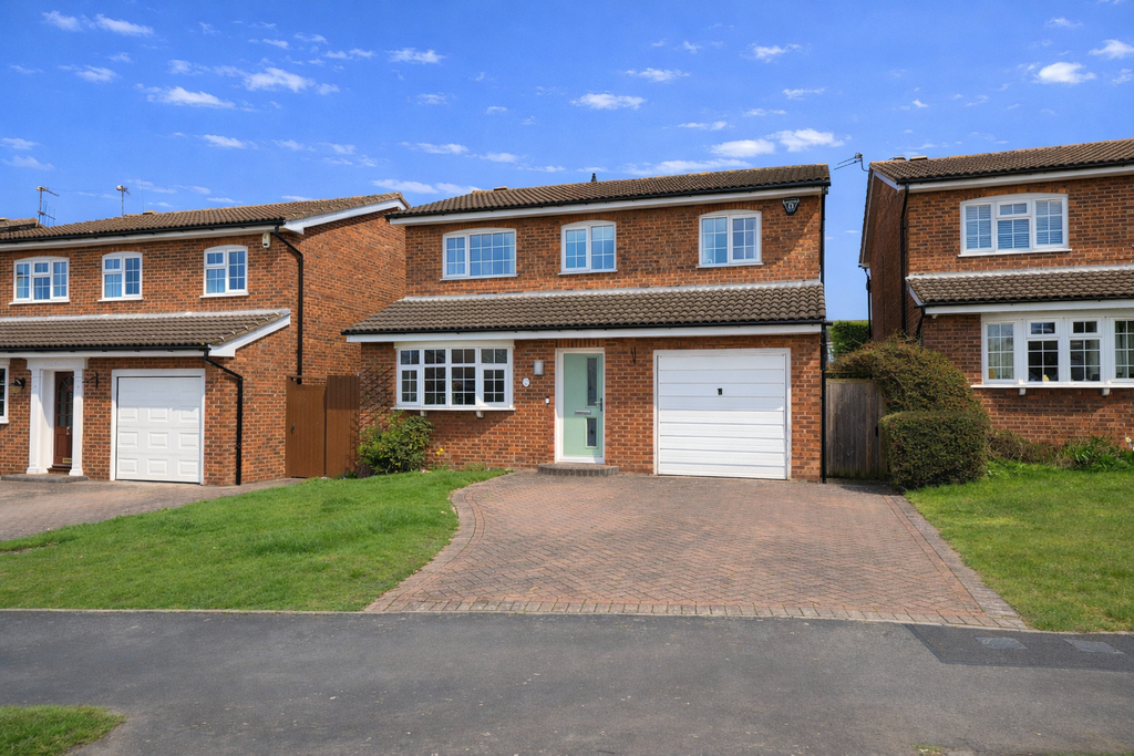 Property photo 1 of 27 Front