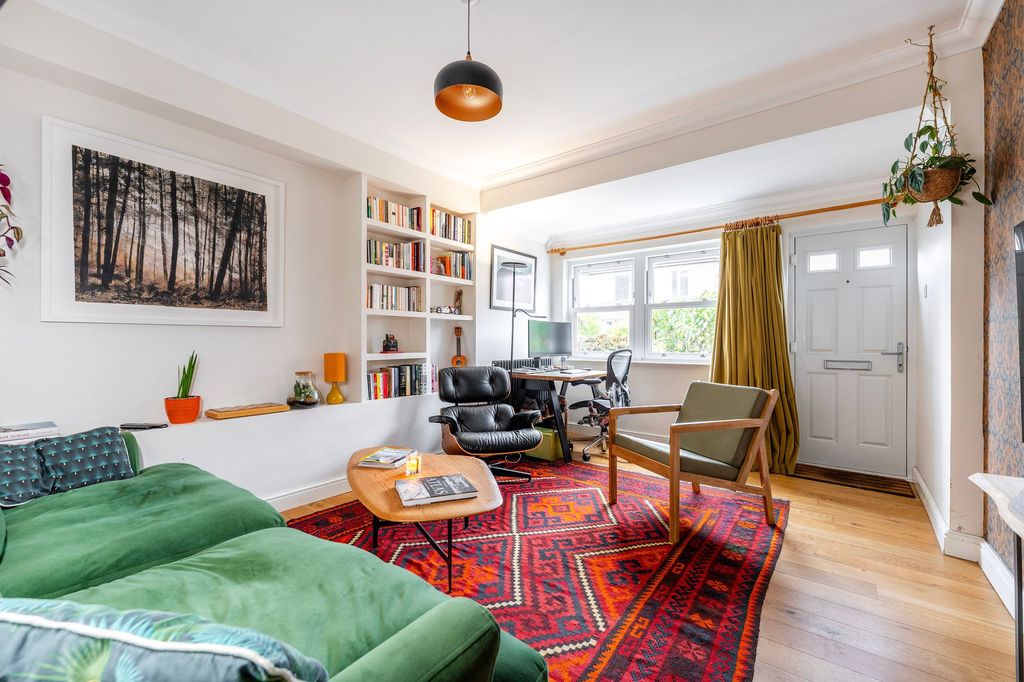 Property photo 3 of 22