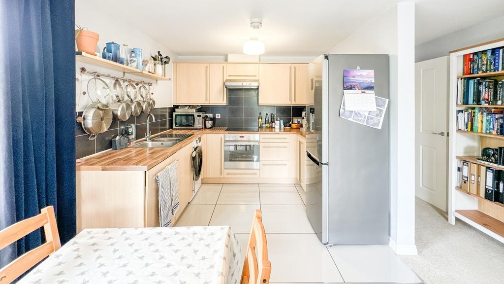 Property photo 3 of 12 Untitled-3152.Jpg
