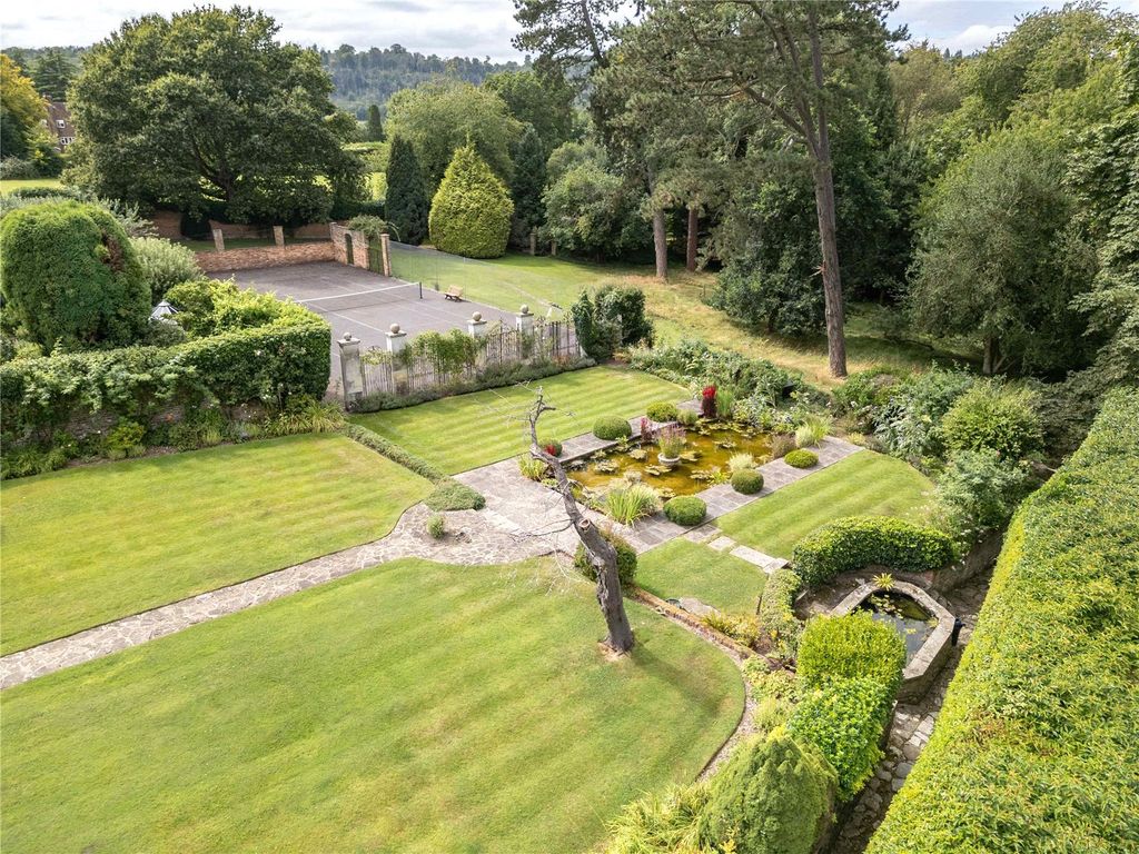Property photo 2 of 20 Grounds