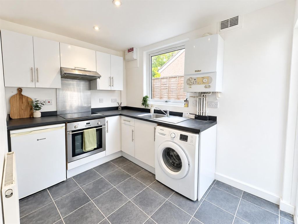 Property photo 1 of 12 Kit Chen.Png