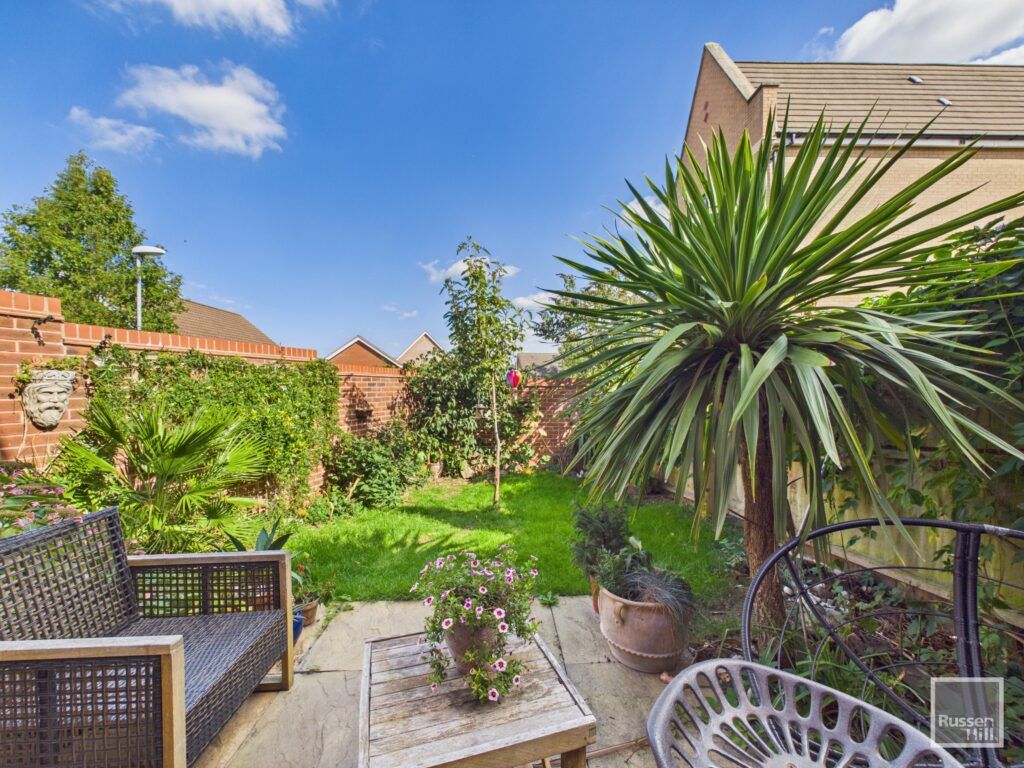 Property photo 2 of 11