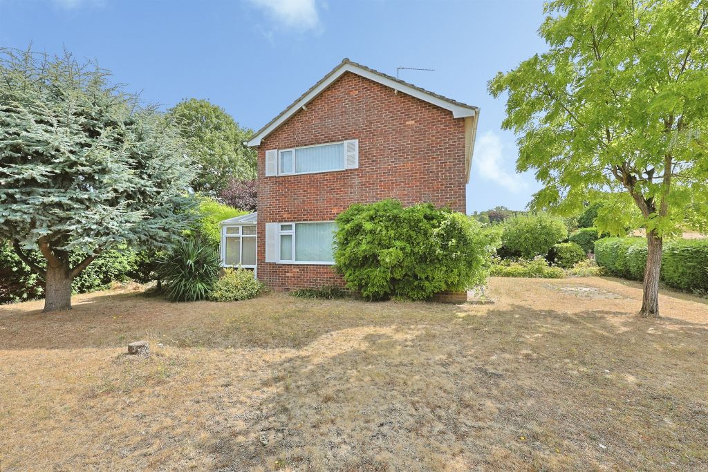 Property photo 3 of 16