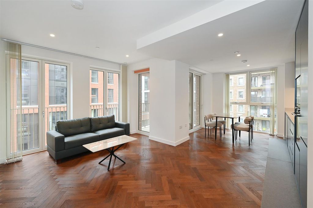 Property photo 1 of 20 17-Delamarre (1).Jpg