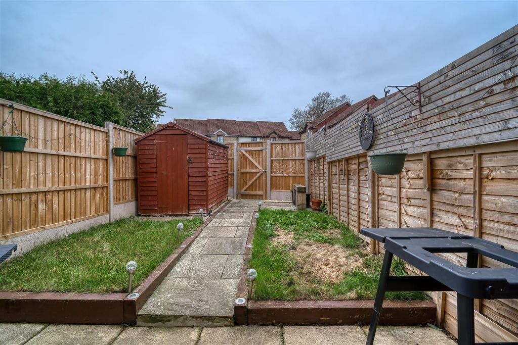 Property photo 2 of 10