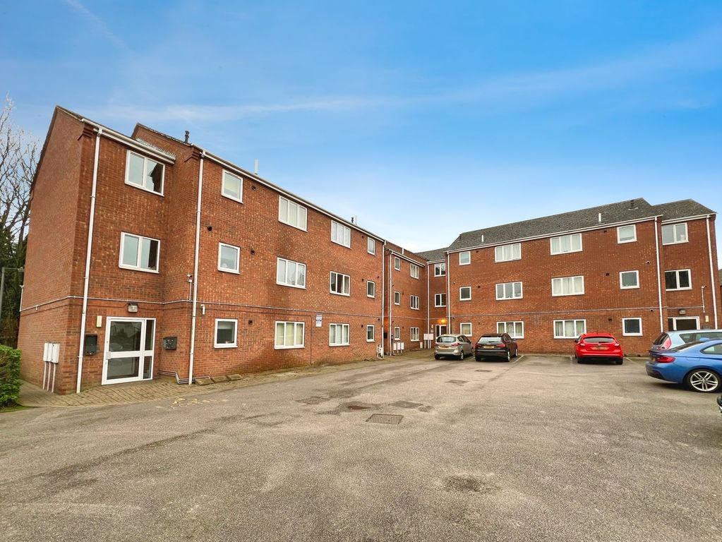 Property photo 1 of 9