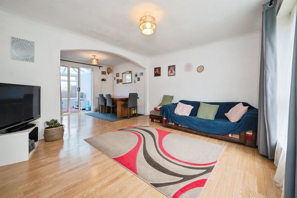 Property photo 2 of 15