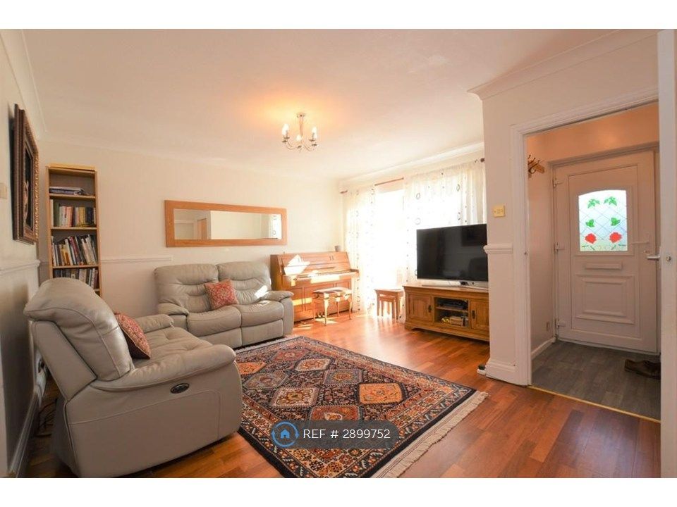 Property photo 2 of 12