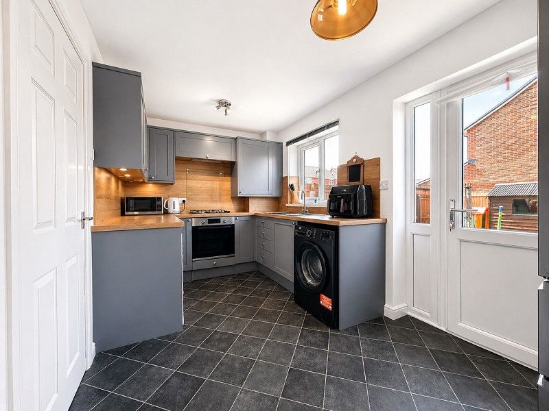 Property photo 3 of 20 Kitchen-Diner