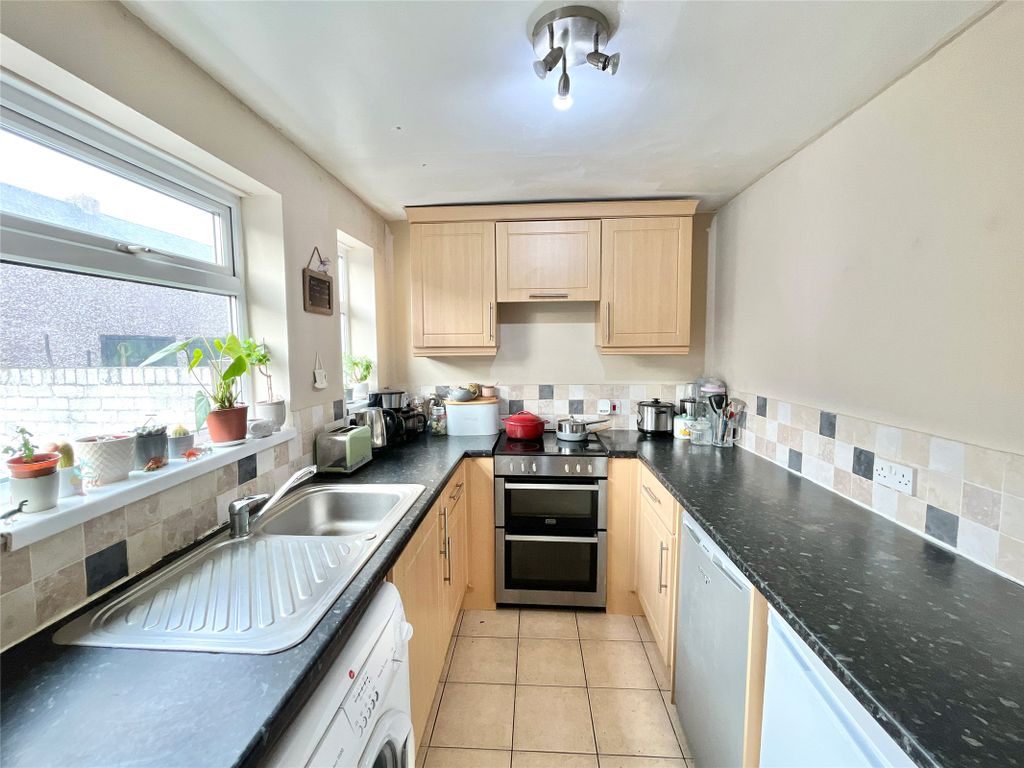 Property photo 1 of 16 Kitchen