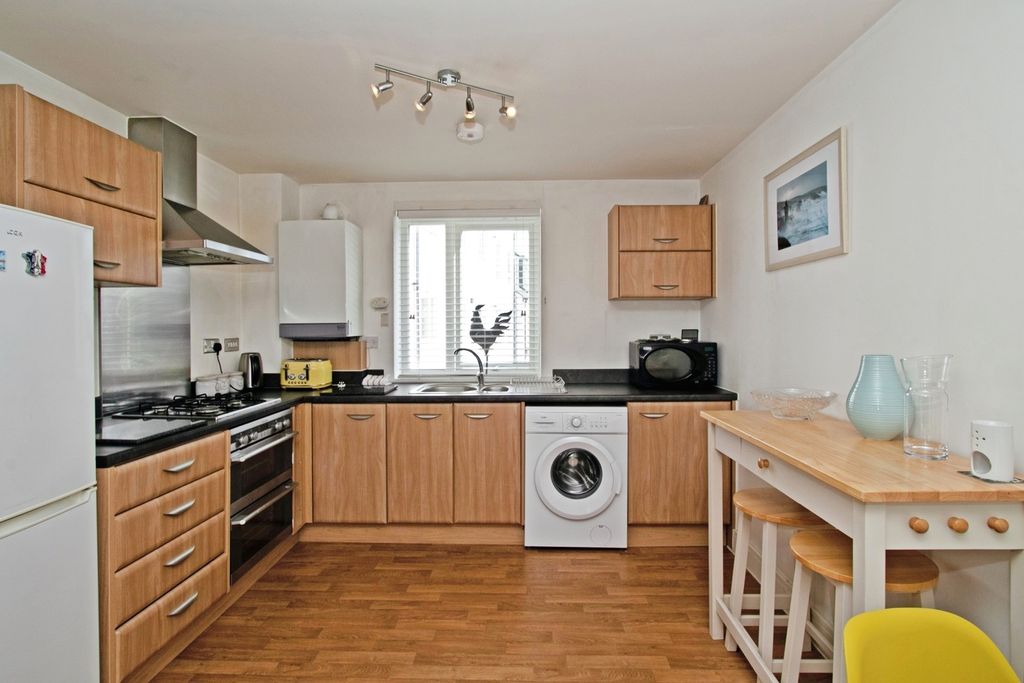 Property photo 3 of 9 Pbox-Img.Jpg