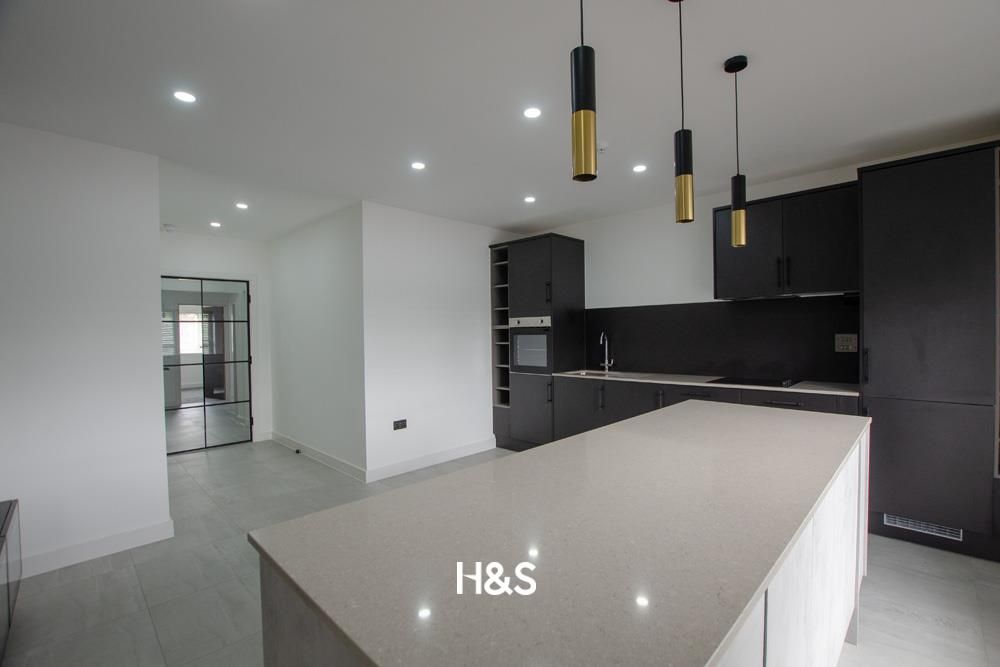 Property photo 2 of 7 Kitchen2.Jpg