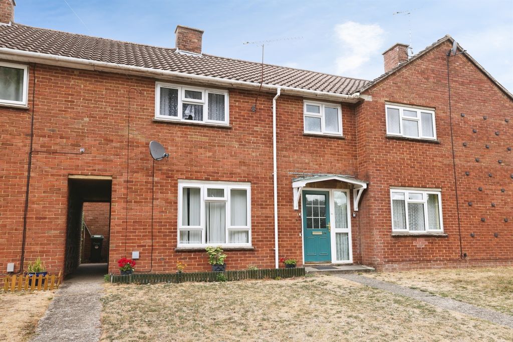 Property photo 1 of 16