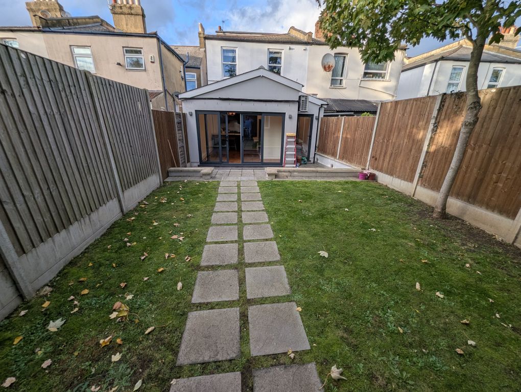 Property photo 3 of 10