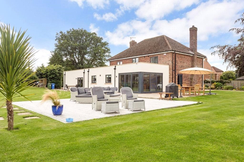 Property photo 2 of 25 Picture No. 20