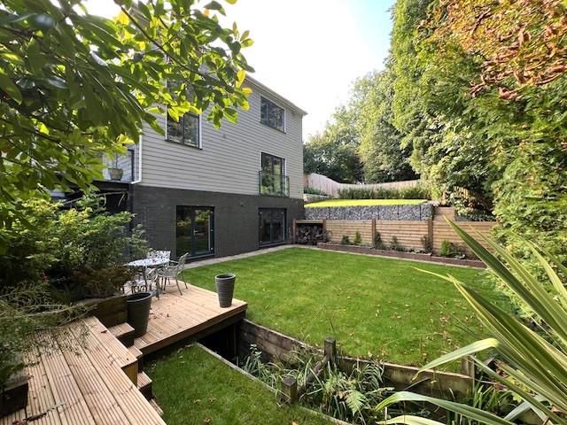 Property photo 3 of 59