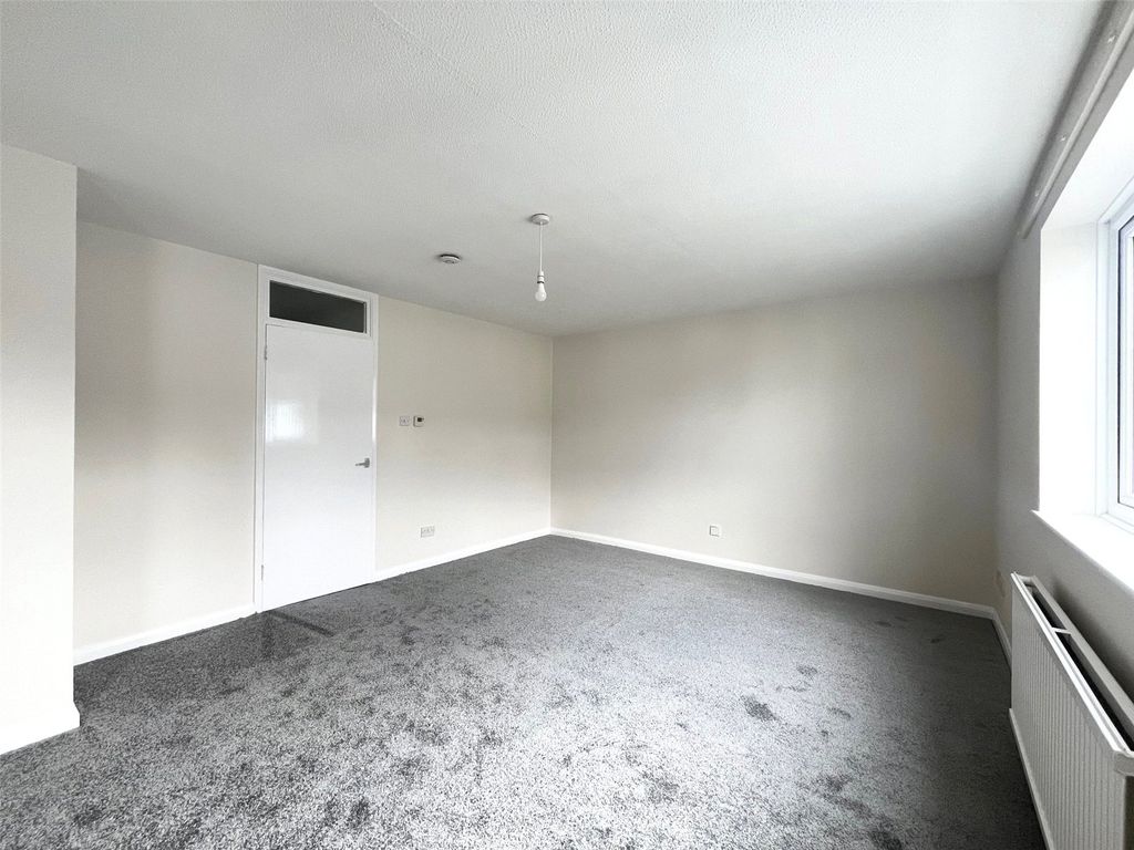 Property photo 3 of 10 Picture No. 19