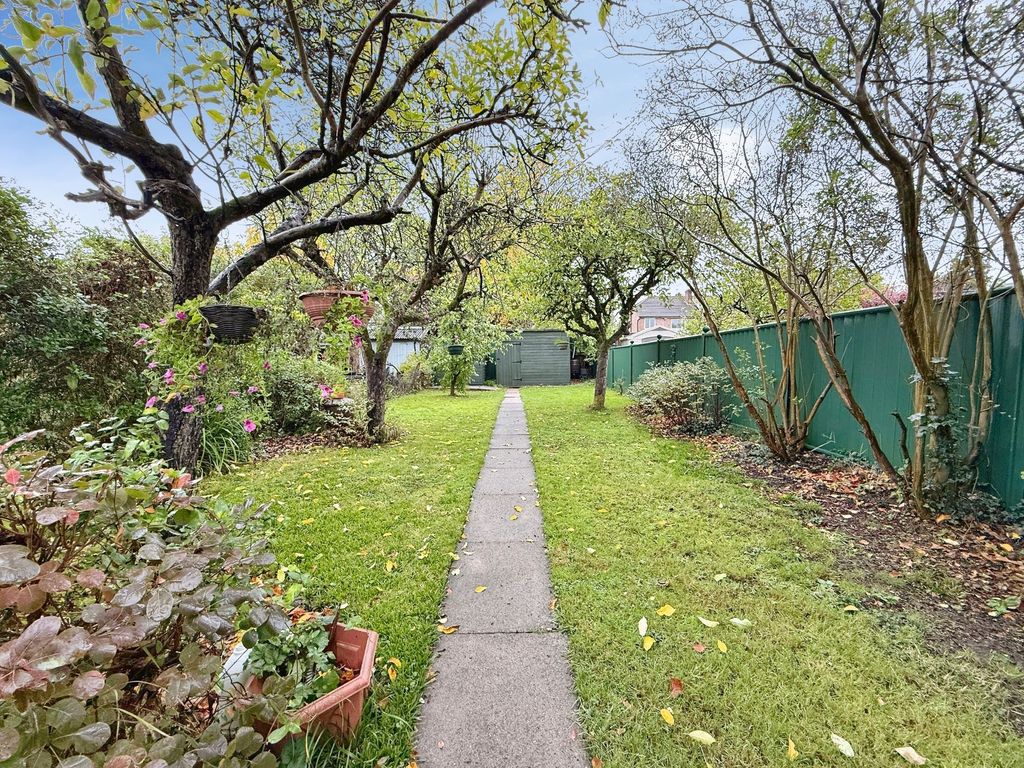 Property photo 2 of 14