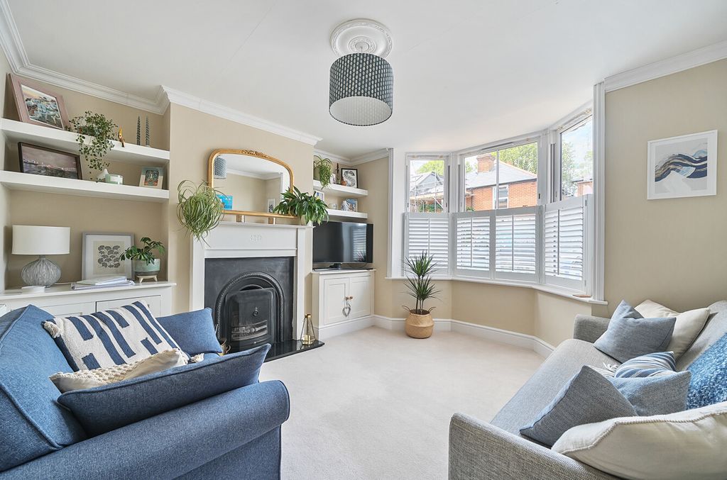Property photo 3 of 24 1303627-18-683Da5...