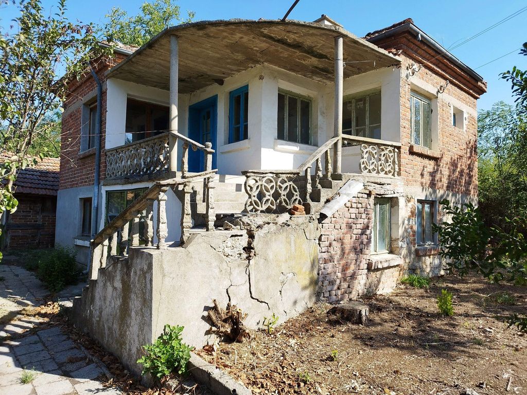 Property photo 1 of 6