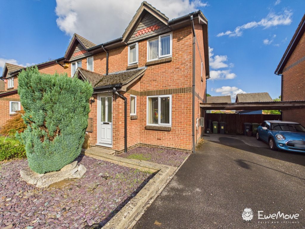 Property photo 1 of 12 Cam02877G0-Pr0108-Still011