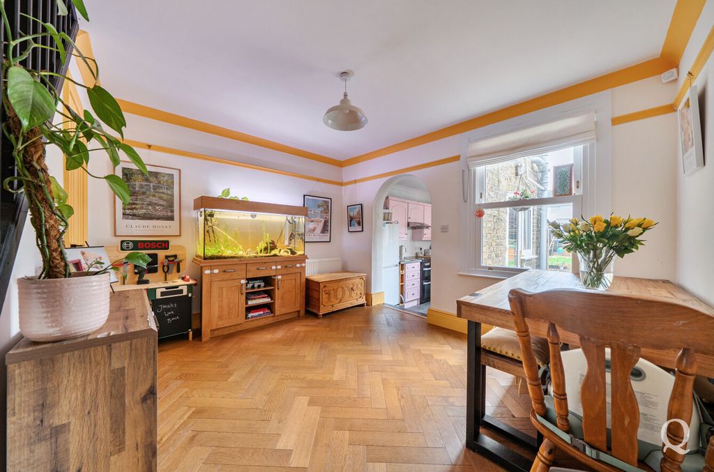 Property photo 3 of 30 Be614cd5-07E4-47c...