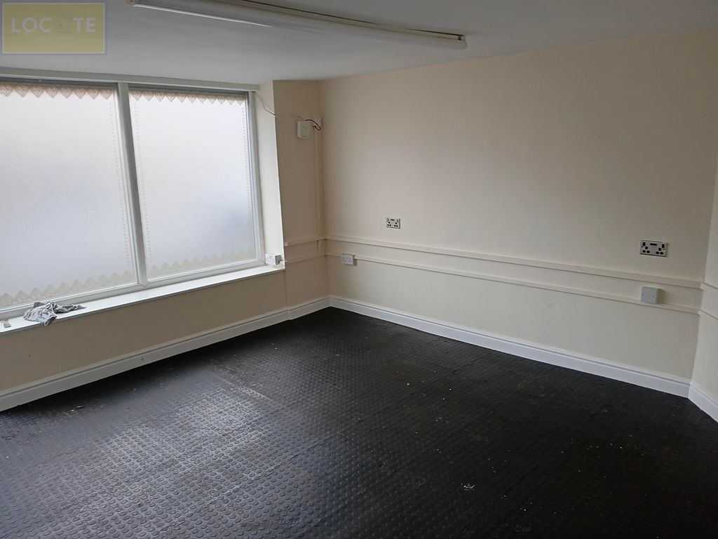 Property photo 2 of 5 Img_20260224_095503