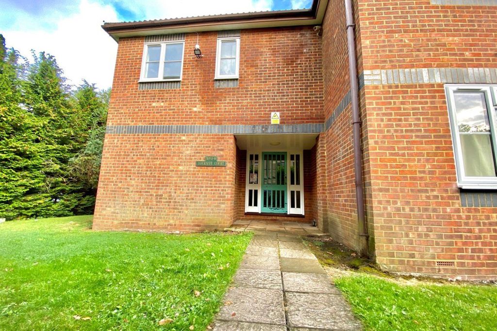 Property photo 1 of 6