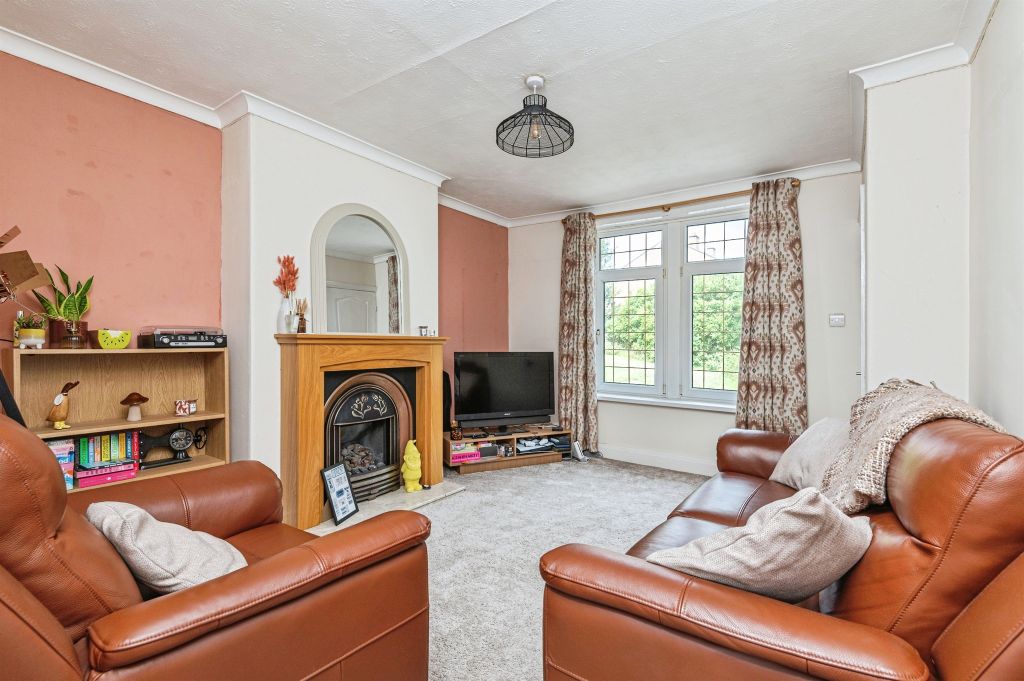 Property photo 3 of 13