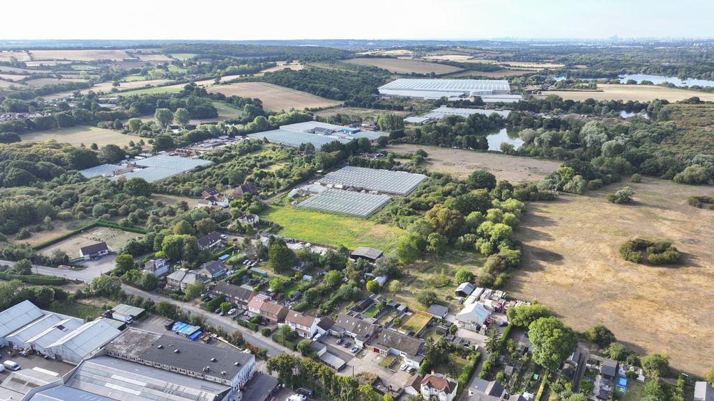 Property photo 1 of 4 Photo 2