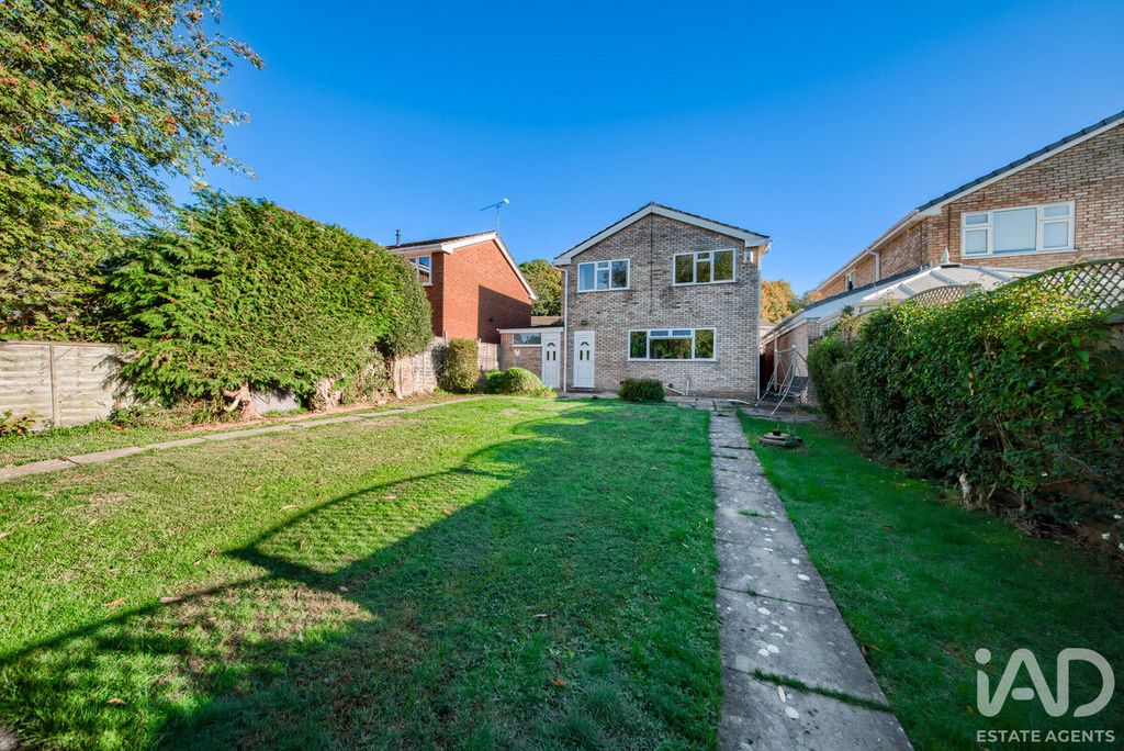 Property photo 2 of 29