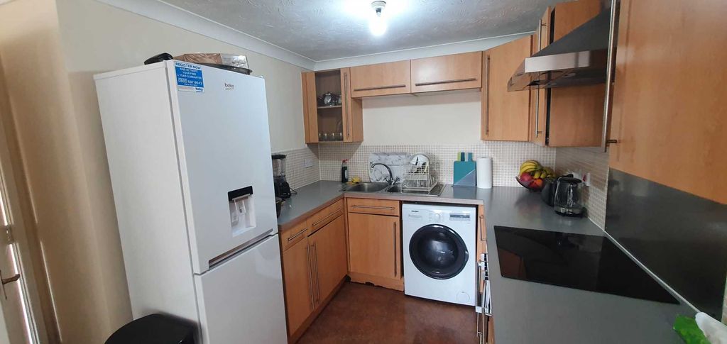 Property photo 3 of 10