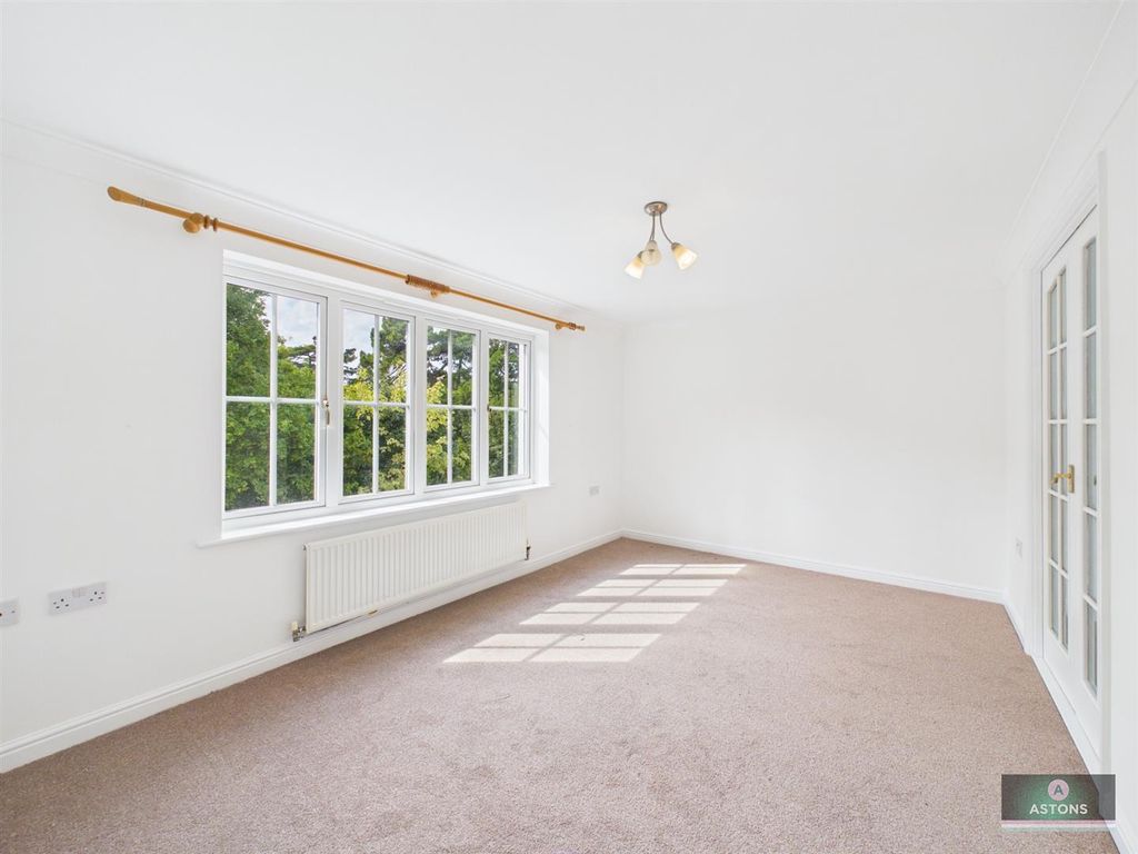 Property photo 2 of 17 Cam02067G0-Pr0359-Still006.Jpg