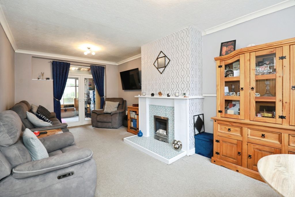 Property photo 2 of 17 Pbox-Img.Jpg