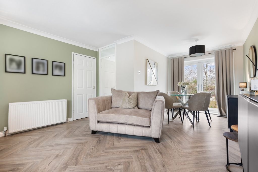 Property photo 2 of 27 Picture No. 09