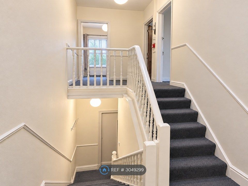 Property photo 3 of 8 Hall/Landing