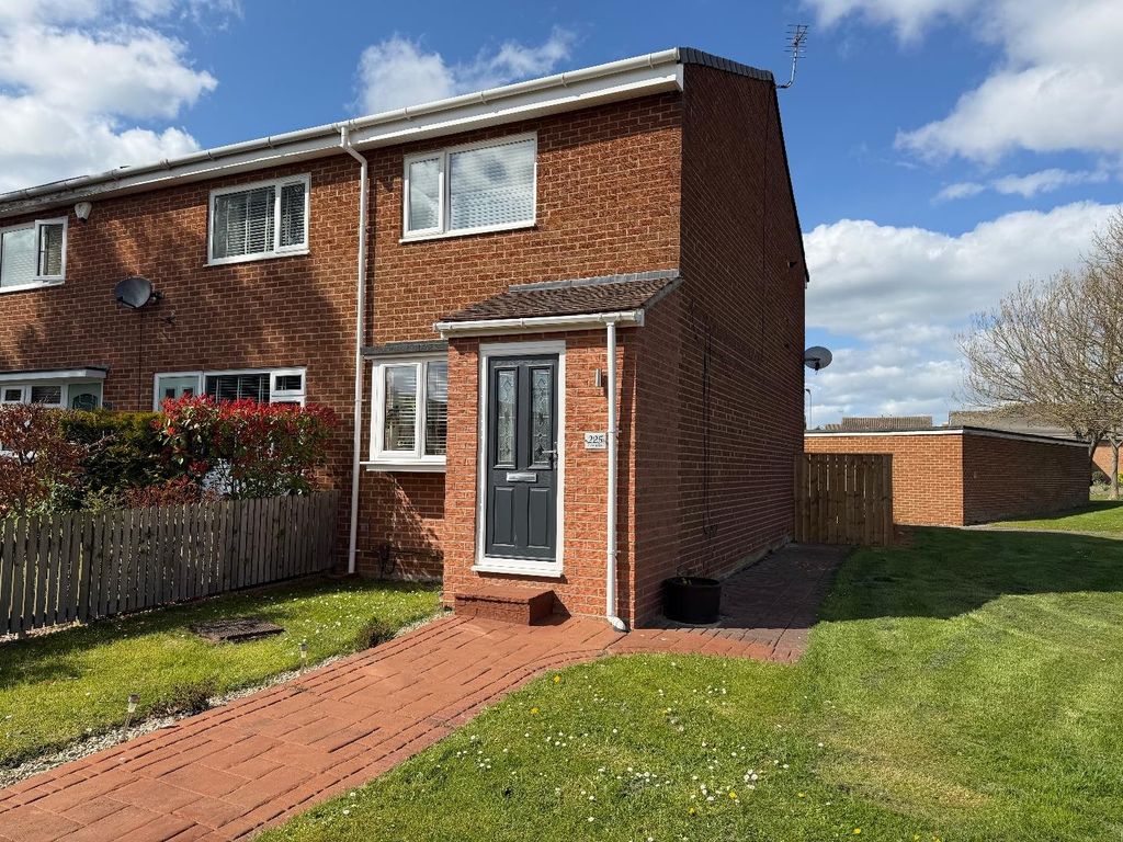 Property photo 1 of 13 Front