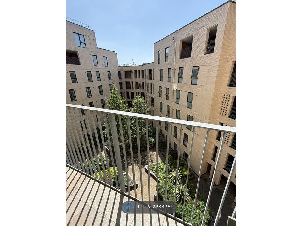 Property photo 3 of 18 Balcony