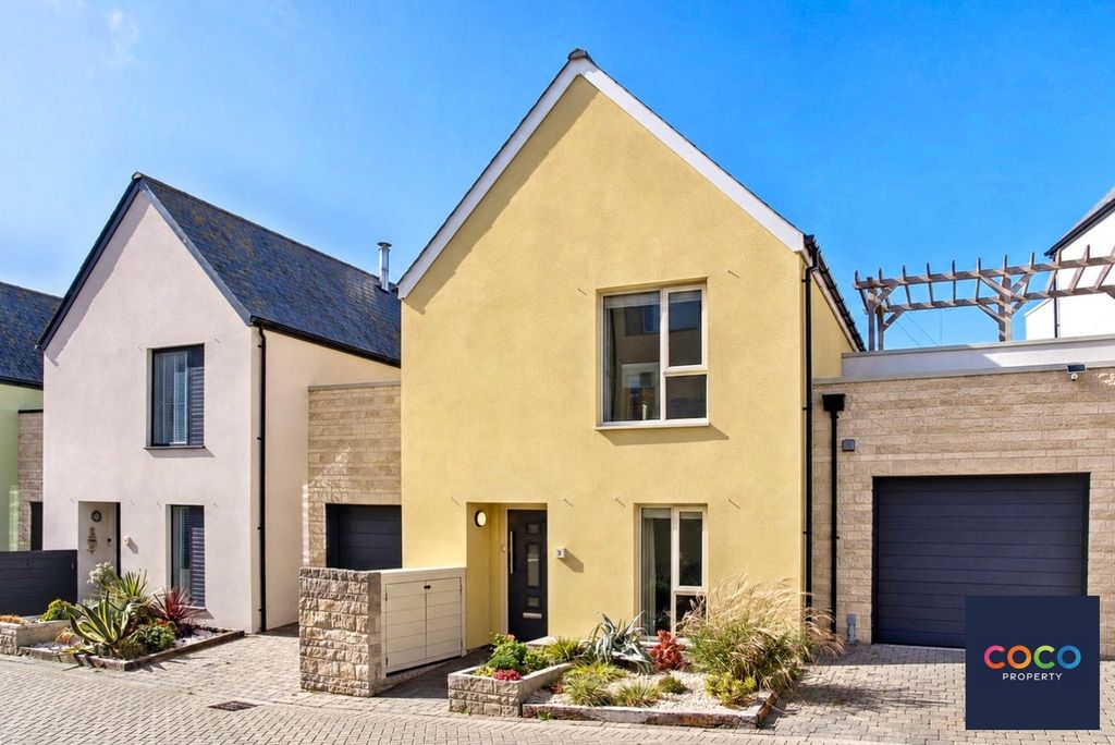 Property photo 1 of 17 5445750