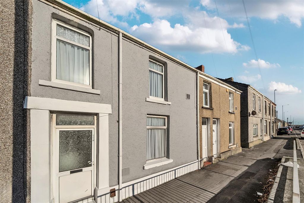 Property photo 2 of 22 1383613-2-69206860Edd34.Jpg