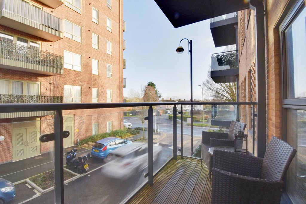 Property photo 2 of 8 Picture No. 01