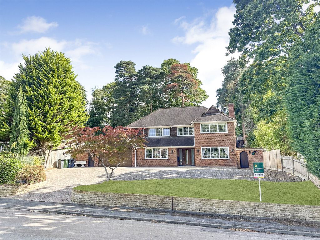 Property photo 1 of 24 Picture No. 52